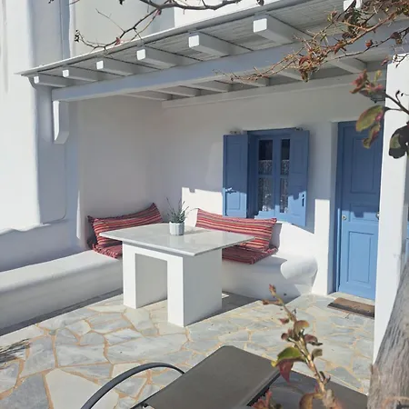 Ariadne Pool At Apartman