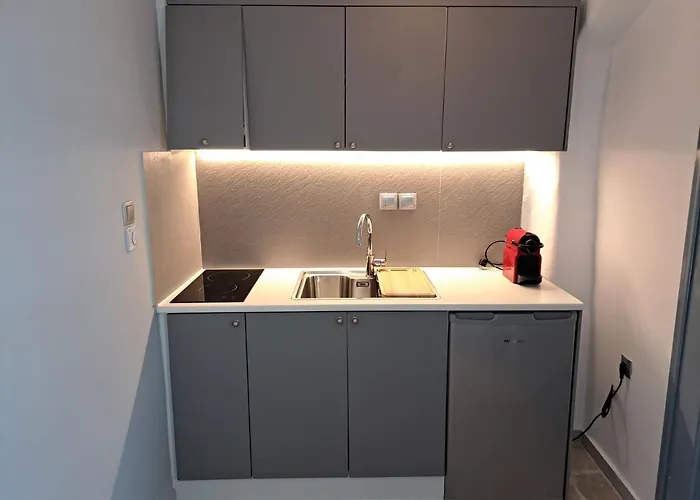 Ariadne Pool At Apartman *