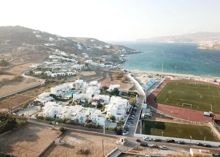 Ariadne Pool At Apartman